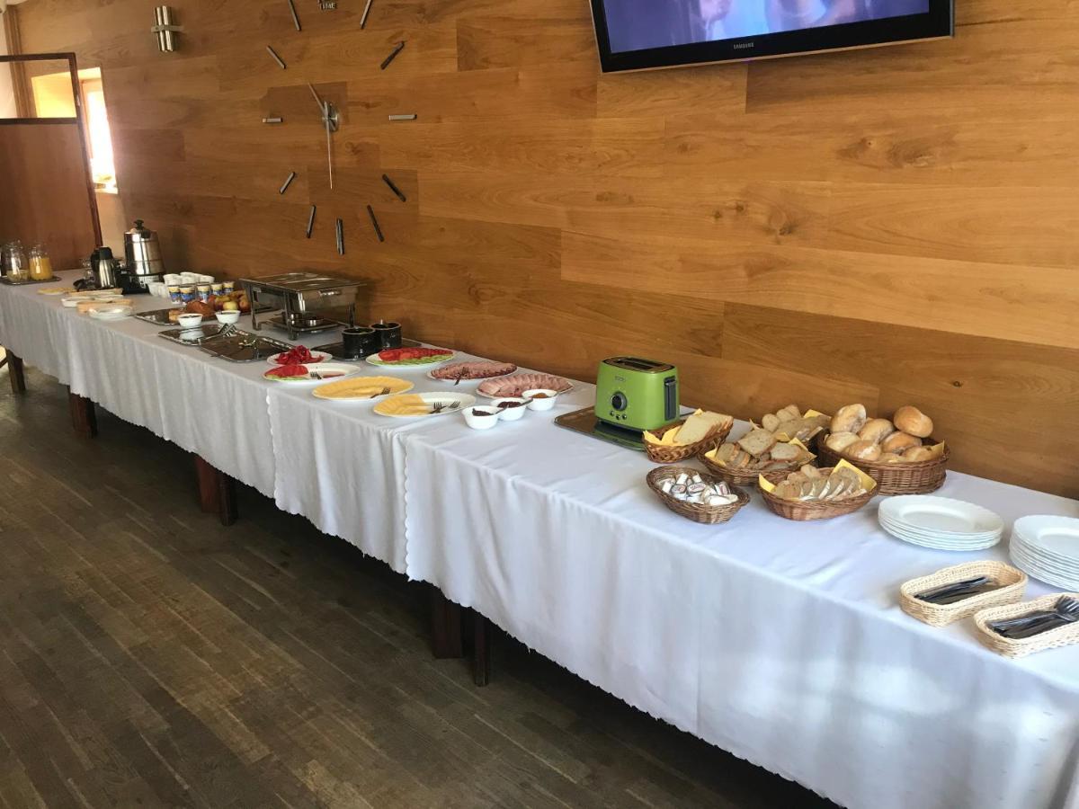 Ludowa Restauracja & Noclegi Kietrz Eksteriør bilde